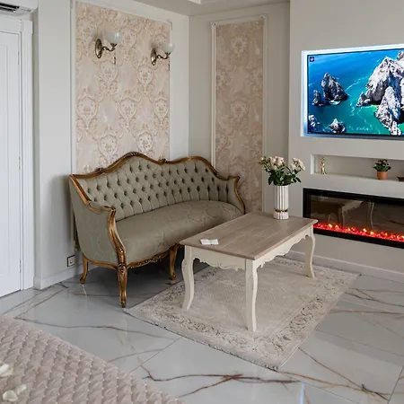 Amj Royal - 120 - Royal Classic Apartman *